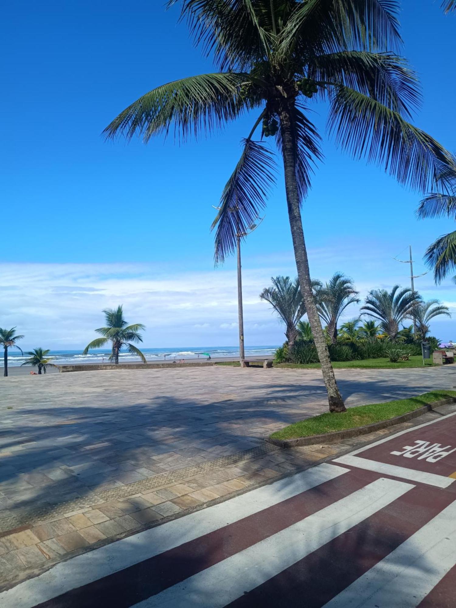 Apartamento Pe Na Areia Vila Caicara Praia Grande  Exterior photo